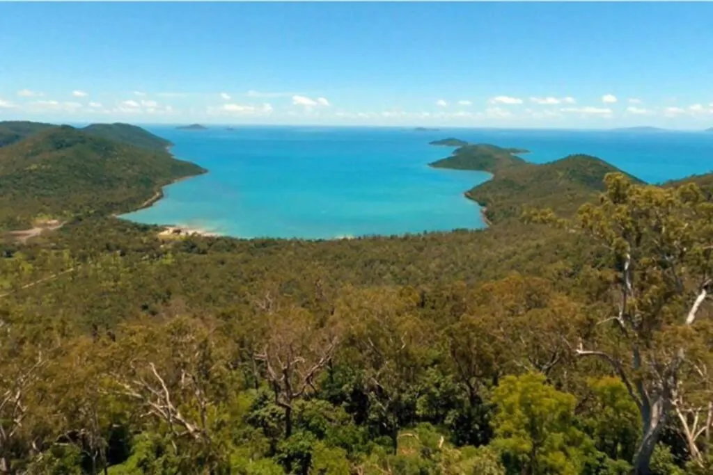 Ridge Cabin - Stunning Views - 5Km From Neighbours Airlie Beach